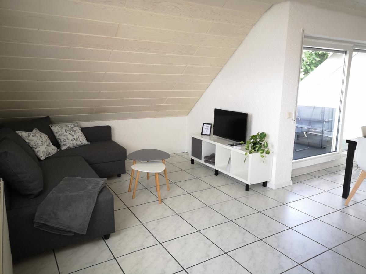 Familienfreundliche Ferienwohnung Mit Wohlfuehlbalkon Und Kostenlosem Parkplatz Nahe Messe Und Bodensee 멕켄뷔렌 외부 사진