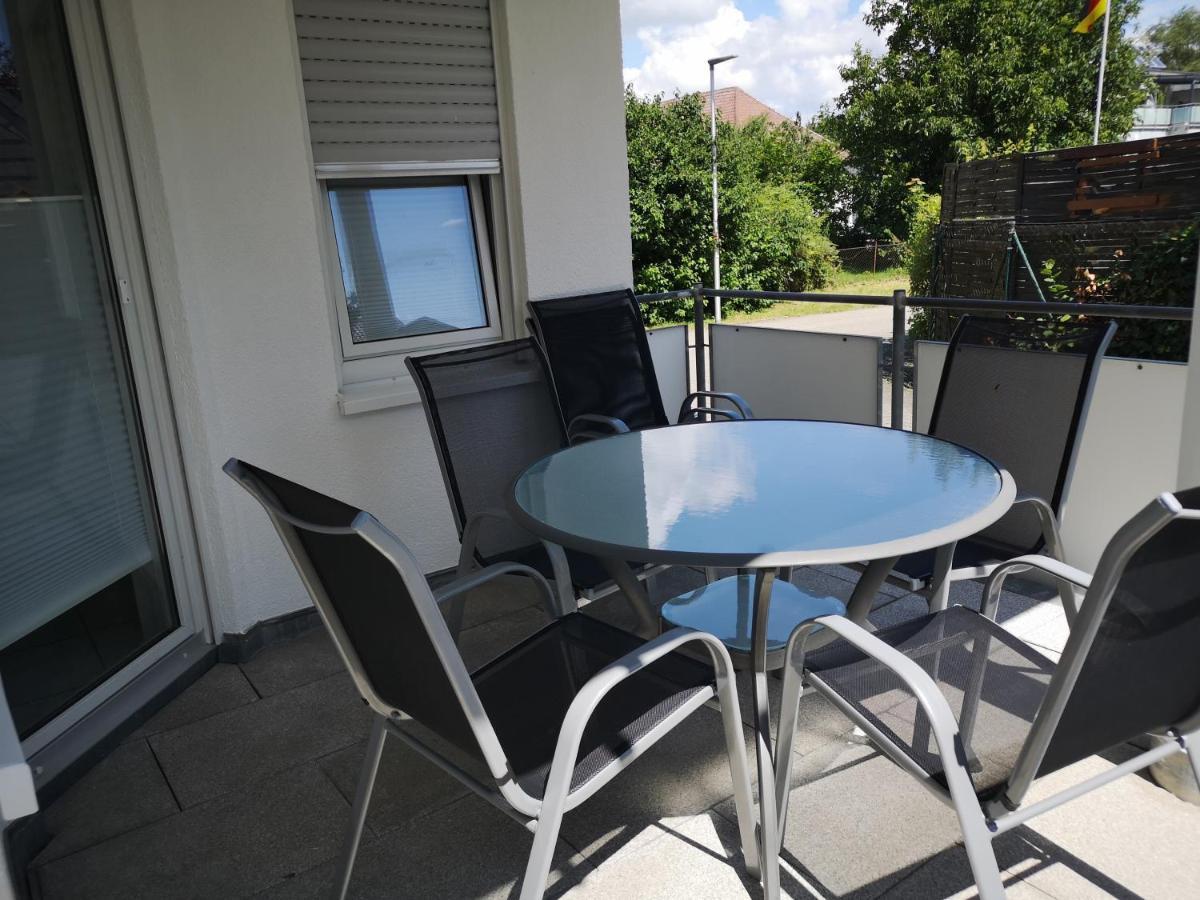 Familienfreundliche Ferienwohnung Mit Wohlfuehlbalkon Und Kostenlosem Parkplatz Nahe Messe Und Bodensee 멕켄뷔렌 외부 사진